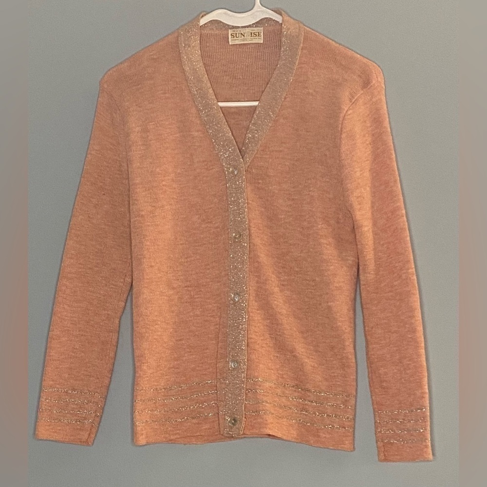 It’s A Sunrise Pink Cardigan With Silver Accents Size Small Vintage